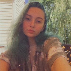 Meet your Posher, Annie